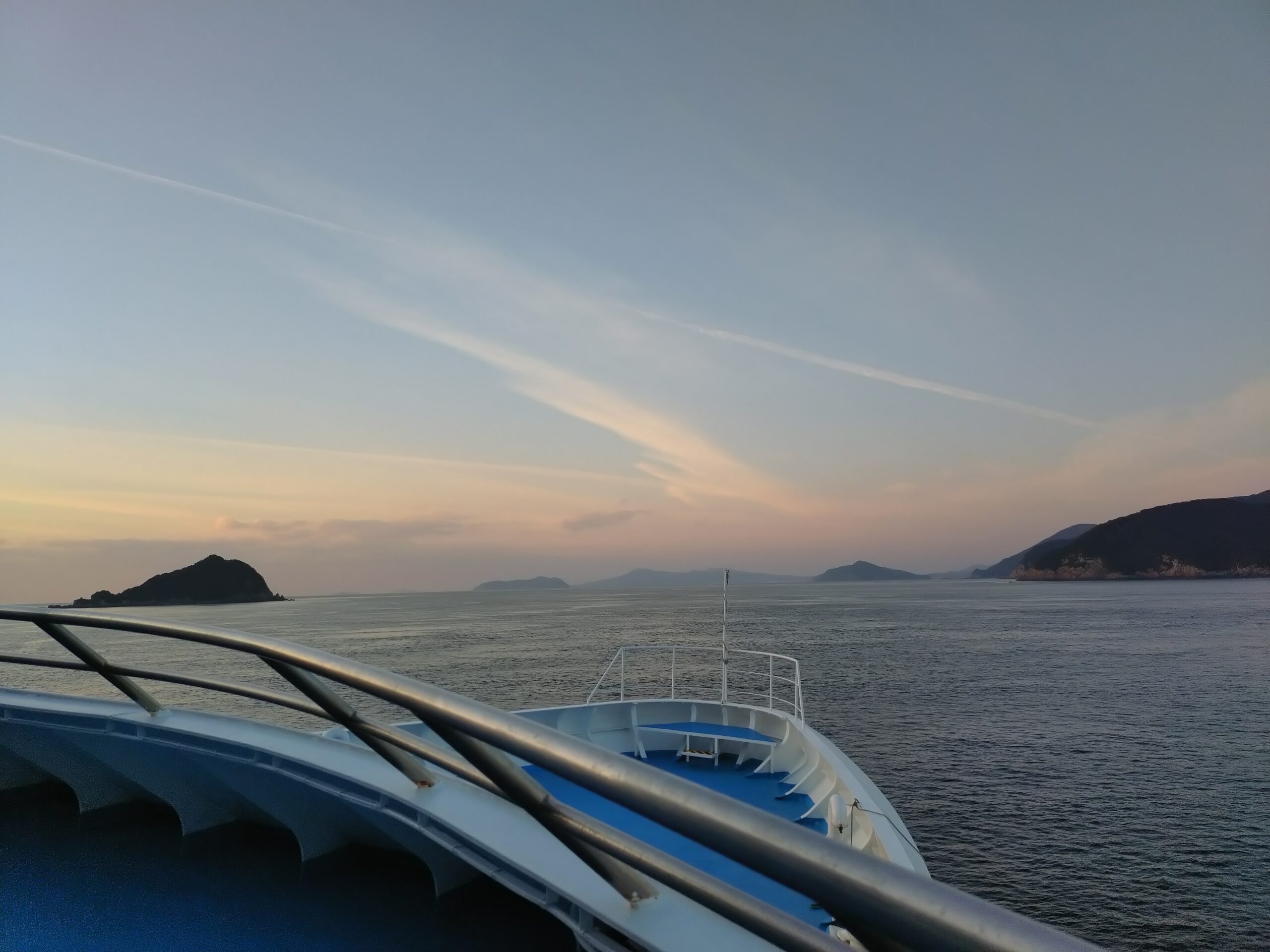 太古フェリーから見る島々